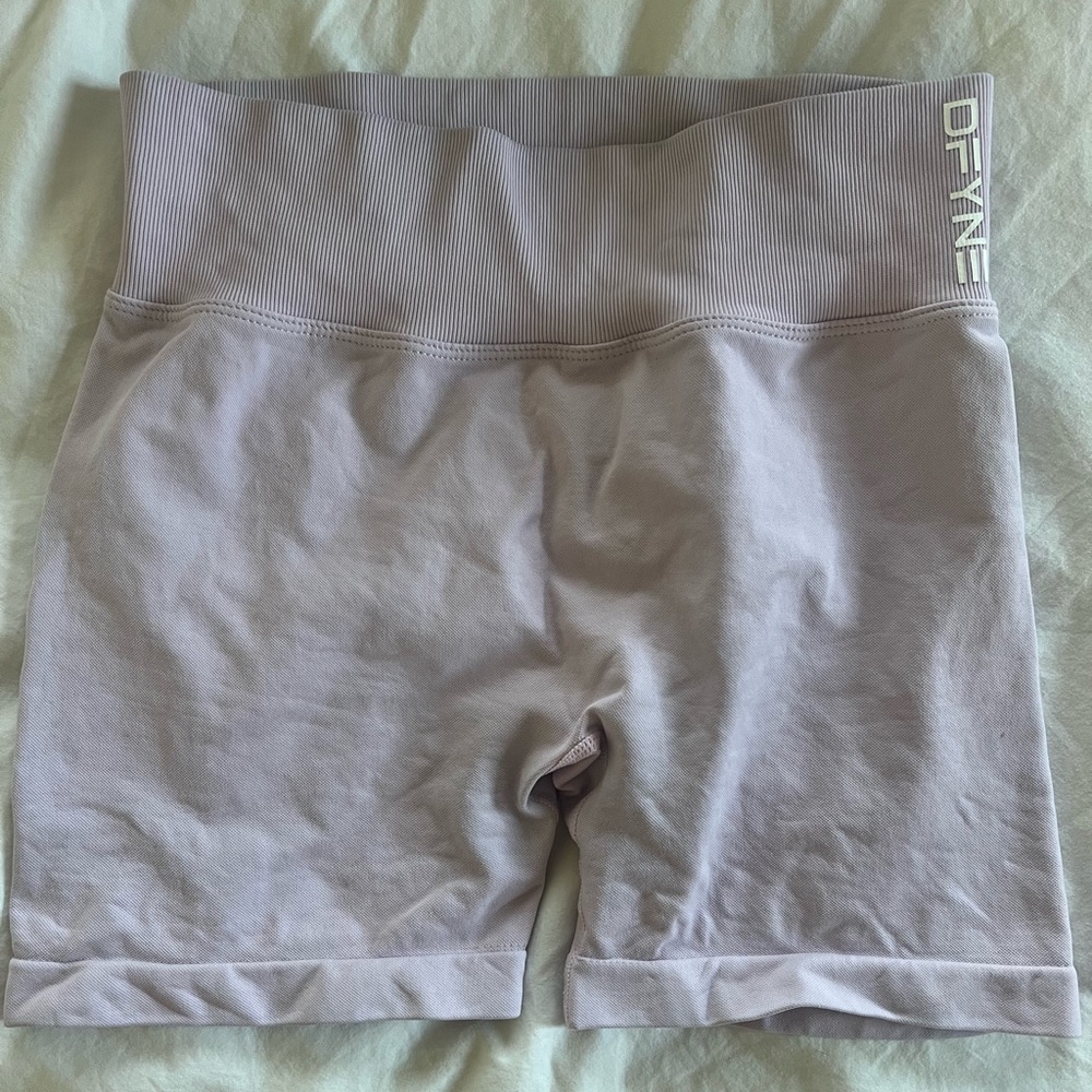 Dfyne shorts